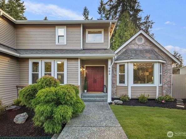 904 187th Place SW, Lynnwood WA 98036