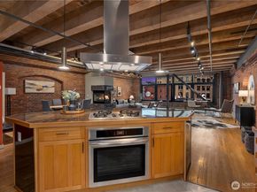 210 3rd Avenue S 2C, Seattle WA 98104