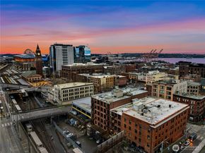 210 3rd Avenue S 2C, Seattle WA 98104