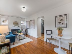 1046 NE 97th Street, Seattle WA 98115