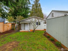 1046 NE 97th Street, Seattle WA 98115