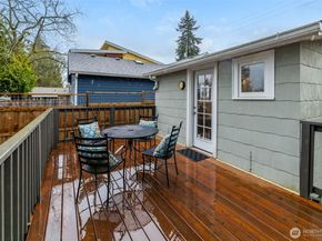 1046 NE 97th Street, Seattle WA 98115