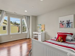 23000 NE 8th Street C3, Sammamish WA 98074