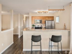303 23rd Avenue S 310, Seattle WA 98144
