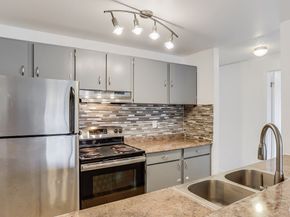 31003 14th Avenue S D 13, Federal Way WA 98003