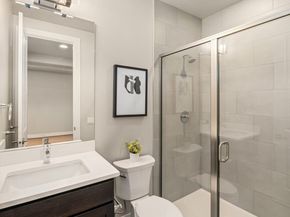 9726 Slater Avenue NE, Kirkland WA 98033