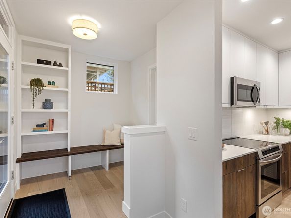 7338 27th Avenue NW, Seattle WA 98117