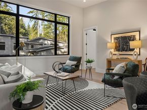 13970 Manzanita Road NE, Bainbridge Island WA 98110