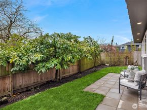 7521 12th Avenue NW, Seattle WA 98117