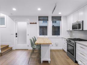 341 NW 90th Street B, Seattle WA 98117