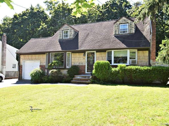 90 Cornell Drive, Smithtown NY 11787