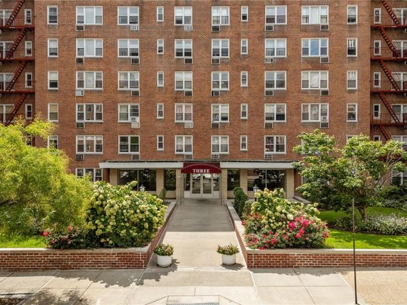 3 sadore Lane 6X, Yonkers NY 10710