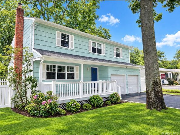 22 Sheppard Lane B, Smithtown NY 11787