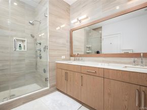 100 Garvies Point Road 1042, Glen Cove NY 11542