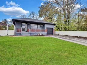 66 Phelps Lane, North Babylon NY 11703