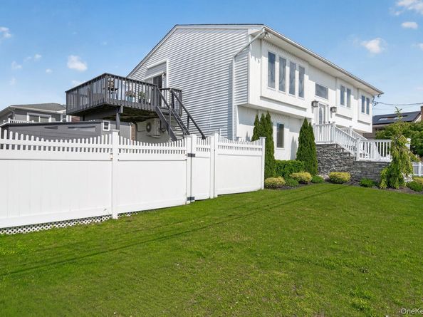 2862 Island Channel Road, Seaford NY 11783
