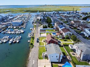 2862 Island Channel Road, Seaford NY 11783