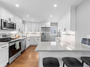 22 Scholl Drive, Farmingdale NY 11735