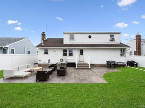 22 Scholl Drive, Farmingdale NY 11735