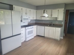 8 Cornell Road, East Patchogue NY 11772