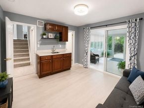 6 George Court, Miller Place NY 11764