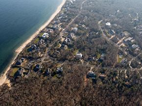 50 Runnymeade Drive, East Hampton NY 11937