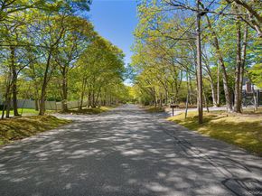 50 Runnymeade Drive, East Hampton NY 11937
