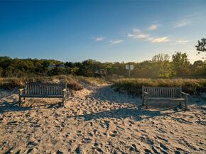50 Runnymeade Drive, East Hampton NY 11937