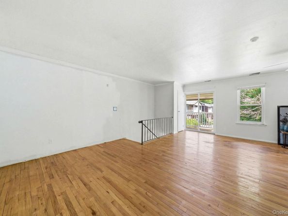 10 Artist Lake Drive, Middle Island NY 11953