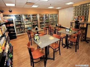 18-15 215th Street 5N, Bayside NY 11360
