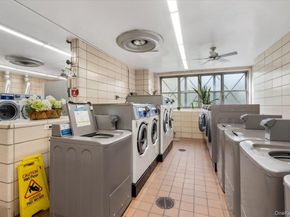 18-15 215th Street 5N, Bayside NY 11360
