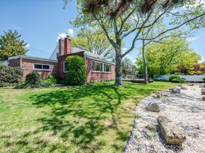 593 Pearl Street, Oceanside NY 11572