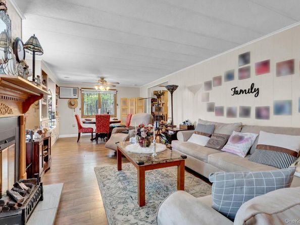 131 Village Circle West, Manorville NY 11949
