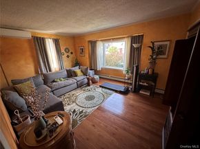 568 Irving Street, Westbury NY 11590