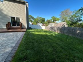 27 Sunburst Drive, Rocky Point NY 11778