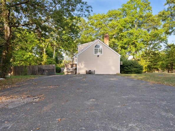 33 Echo Avenue, Miller Place NY 11764