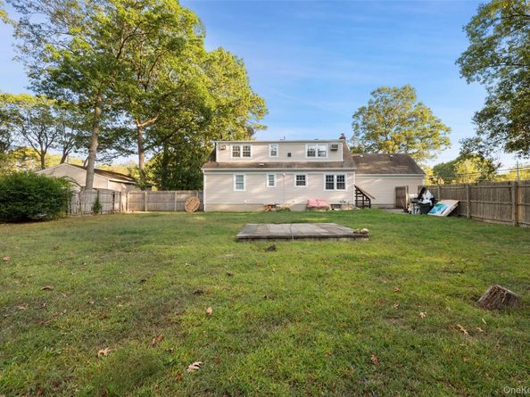 33 Echo Avenue, Miller Place NY 11764