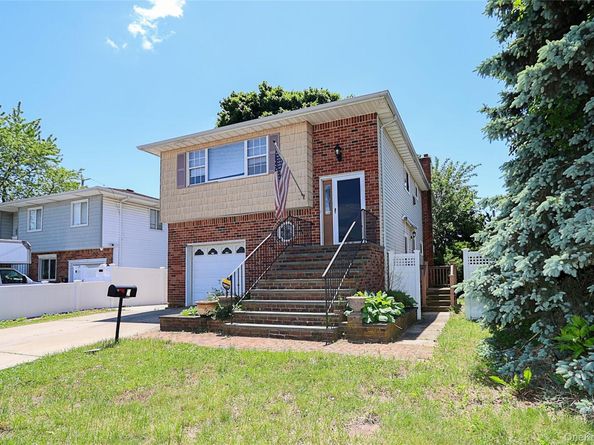 4 Patricia Court, Bethpage NY 11714