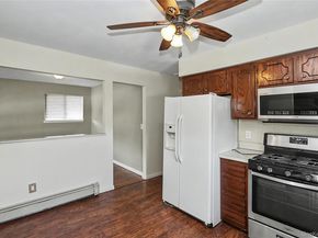4 Patricia Court, Bethpage NY 11714