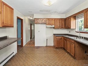 4 Patricia Court, Bethpage NY 11714