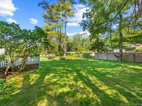 15 Quist Lane, Nesconset NY 11767