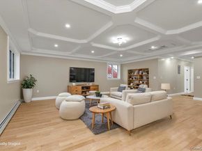 27-09 Utopia Parkway, Flushing NY 11358