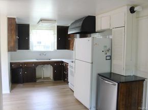 2 Hemlock Court, Bay Shore NY 11706