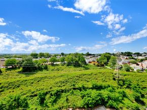 1853 Central Park Ave 16 C, Yonkers NY 10710