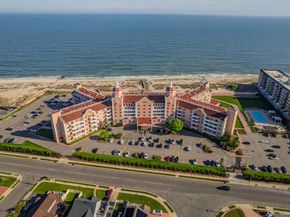 2 Richmond Road 3R, Lido Beach NY 11561