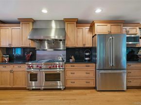 25 Edcris Lane, Huntington NY 11743