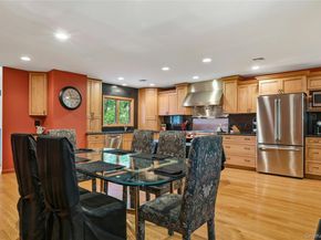 25 Edcris Lane, Huntington NY 11743