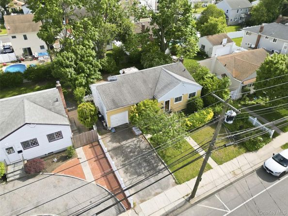 132 Davison Avenue, Oceanside NY 11572