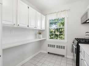 21 Fieldstone Drive 198, Hartsdale NY 10530