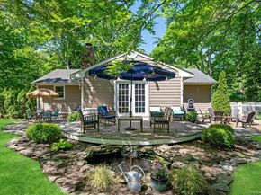 21 Jones Road, Hampton Bays NY 11946
